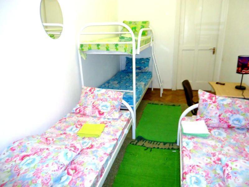 קייב Hostel Kreshatik חדר תמונה